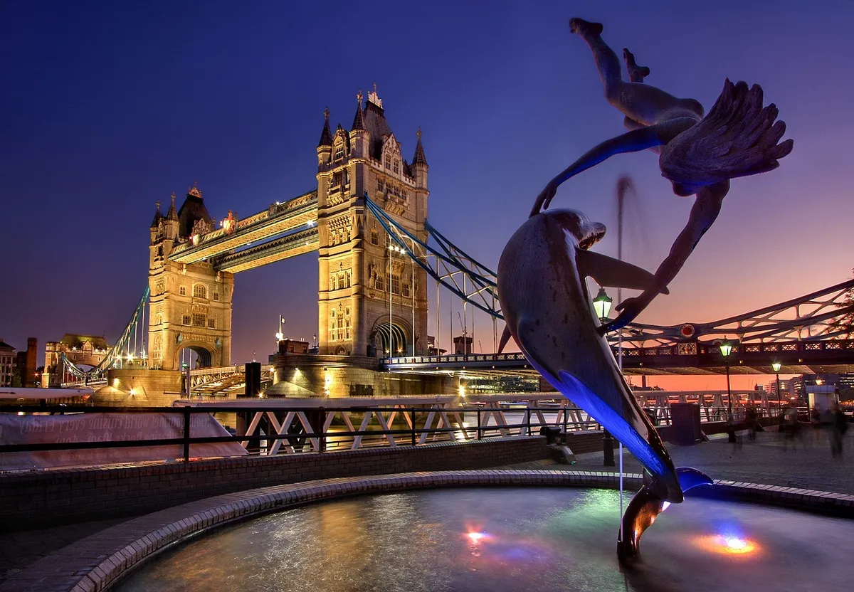 london, landmark, tower bridge, architecture, england, river thames, sunset, dusk, nature, city, evening, lights, twilight, united kingdom, europe