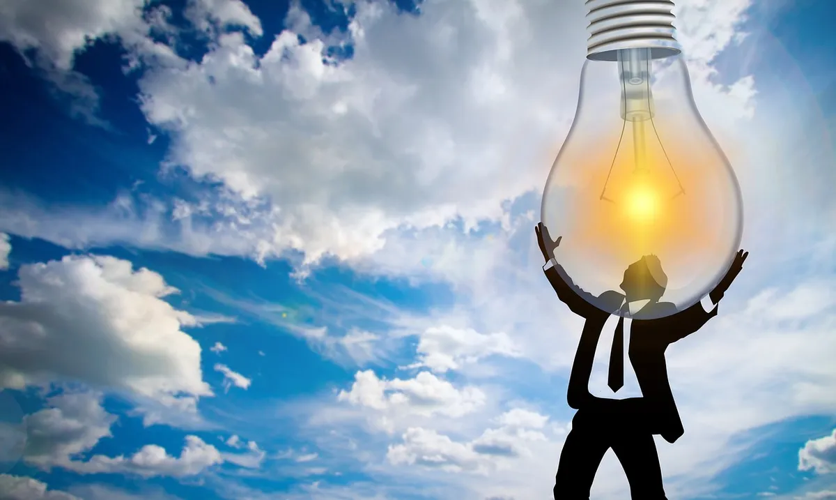 person, pear, lightbulb, sun, solar energy, light, nuclear phaseout, yellow, demand for electricity, electricity production, solar cells, sunbeams, electricity,
